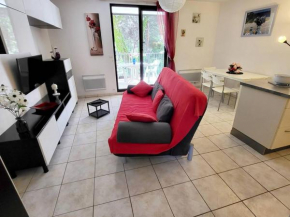 Appartement T2 avec piscine, tennis et parking - À 400 m des plages et commerces - FR-1-316-16